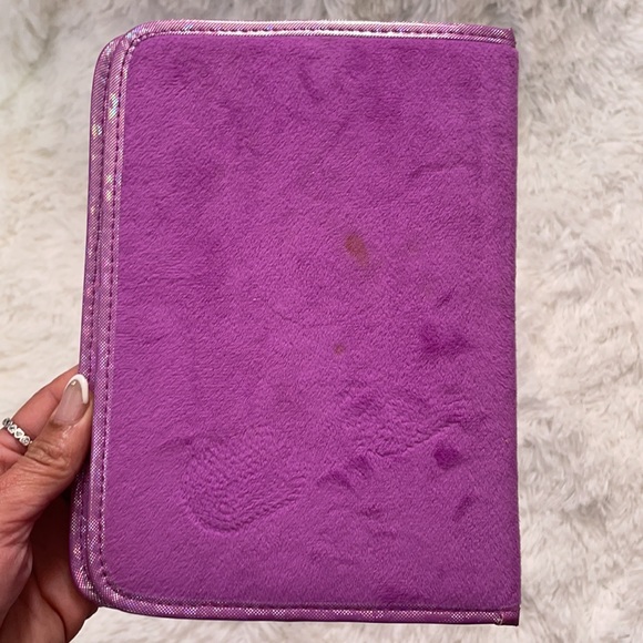 Cute Tablet Cover from Justice - Picture 4 of 8